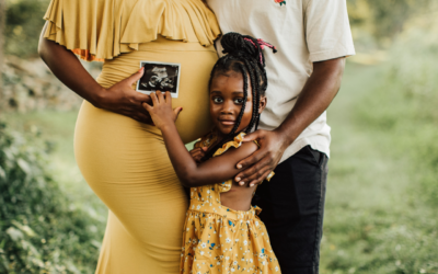 Incorporating Family into Your Maternity Photos