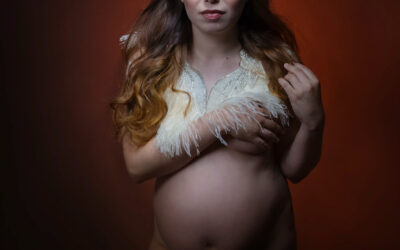 Maternity Photography in Los Angeles: A Guide to Every Stage