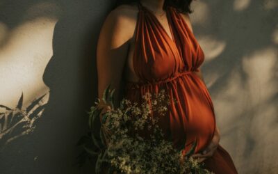 Telling Your Unique Story: Personalization in Maternity and Boudoir Photography